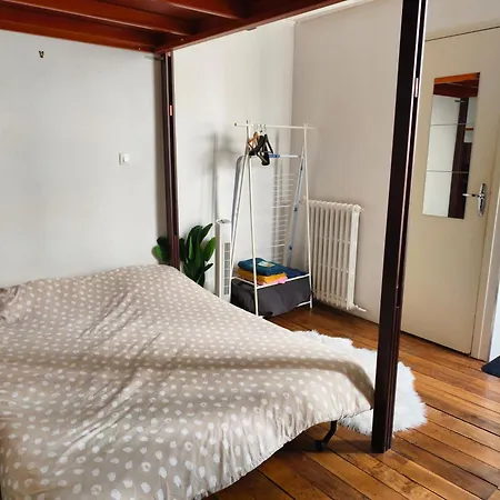 Cosy Next To Louvre *